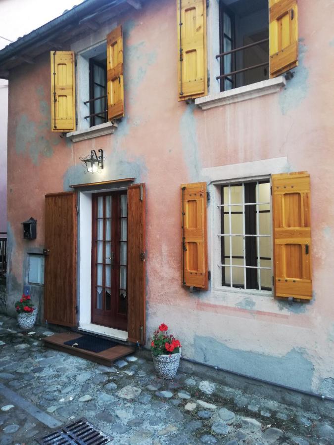 La Chicca Piccola Casina In Affitto Nel Borgo Antico Di Gaggio Montano Bo 아파트 외부 사진